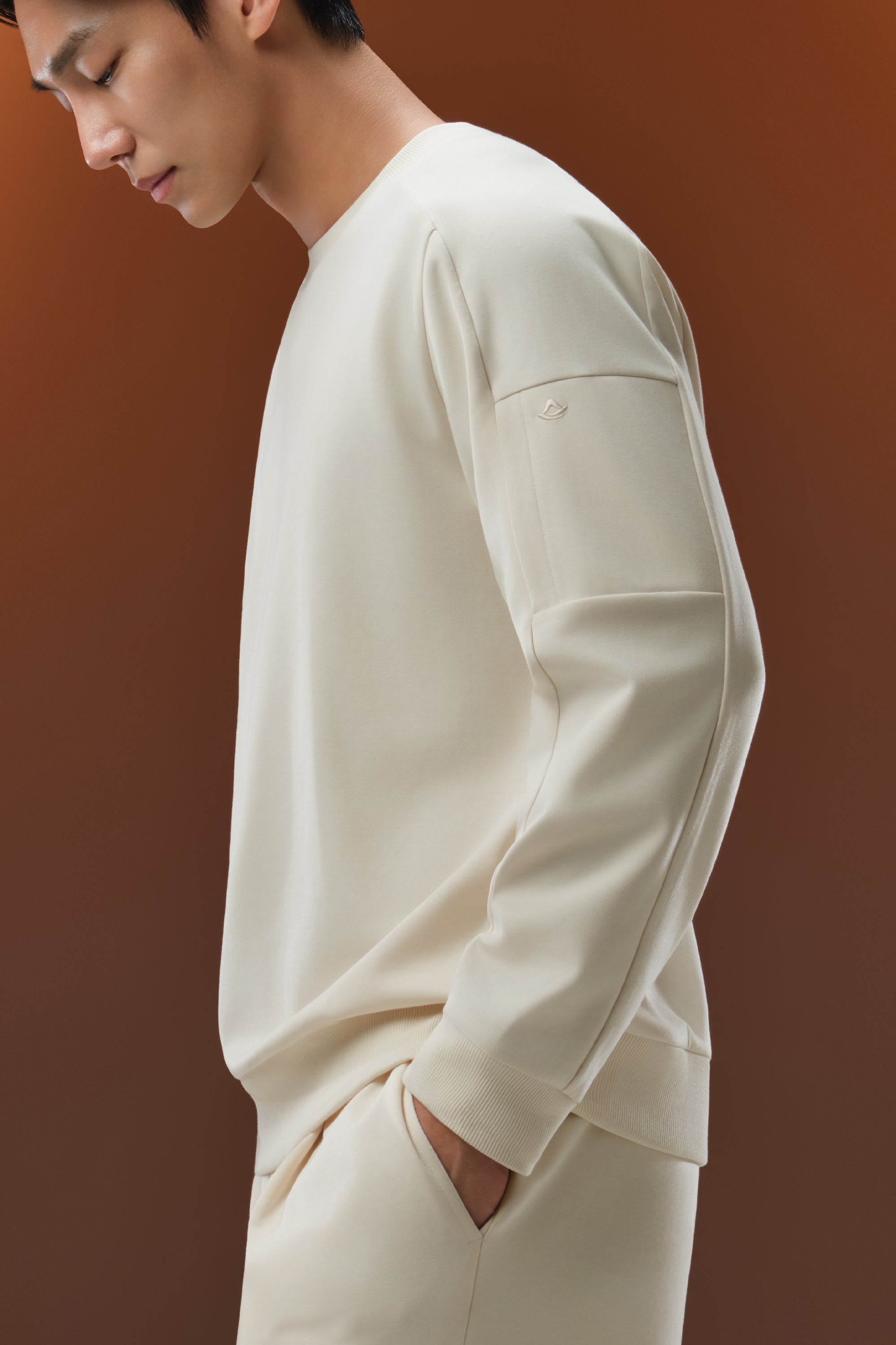 #color_light beige