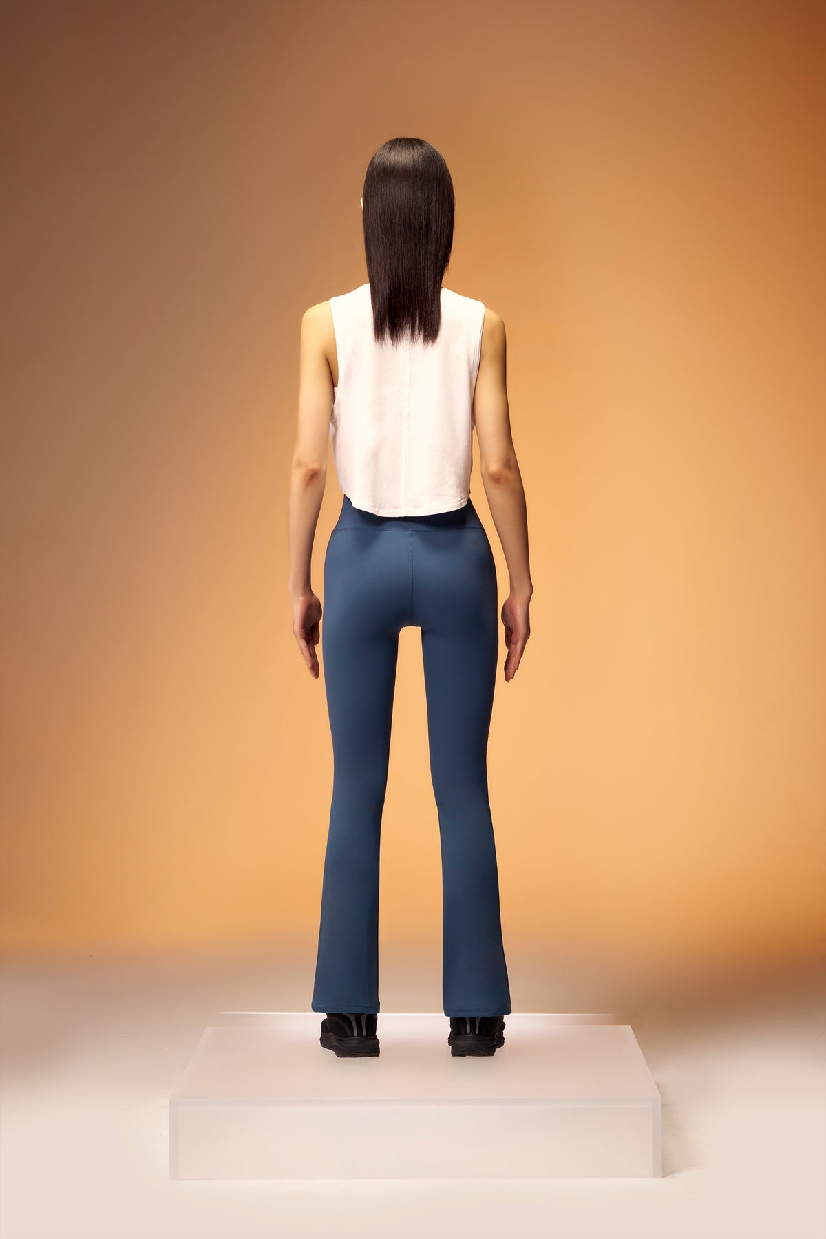 ButterFlow™ Flare Legging - Dark Denim