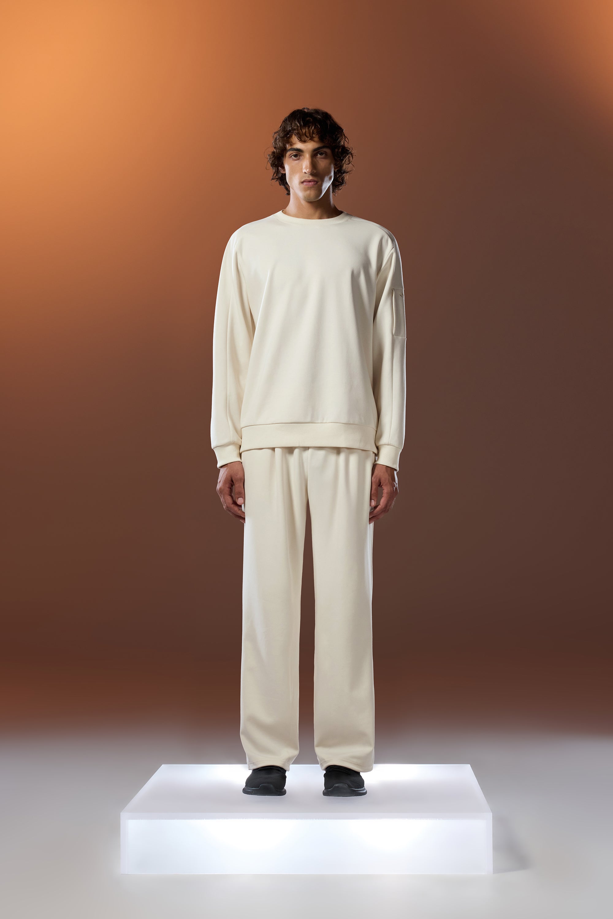 #color_light beige