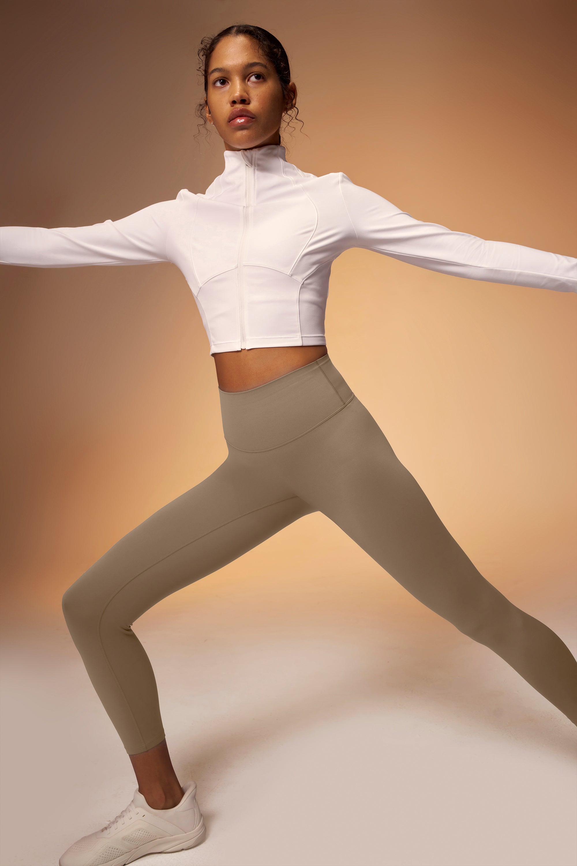 #color_sandalwood brown