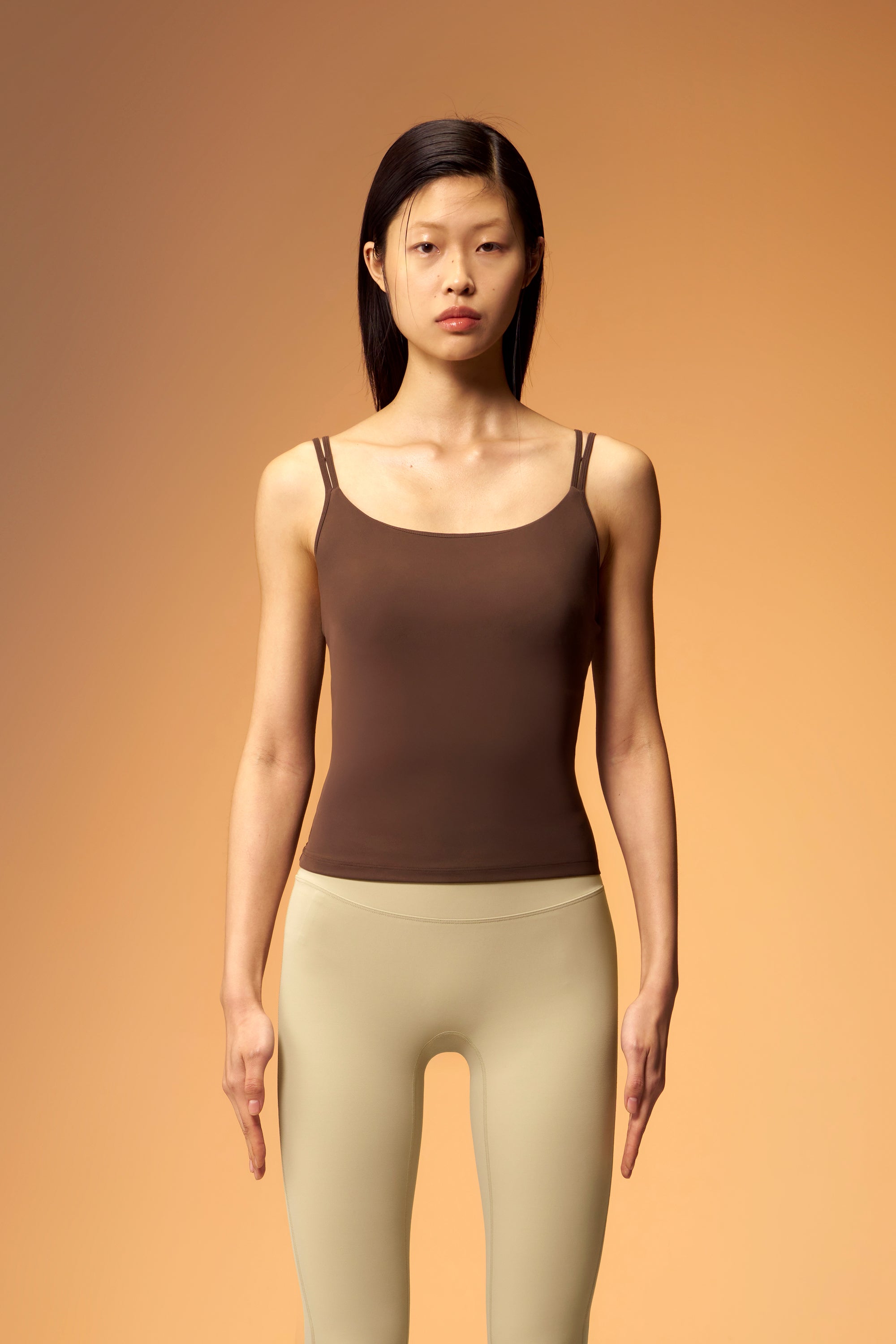 #color_taupe brown