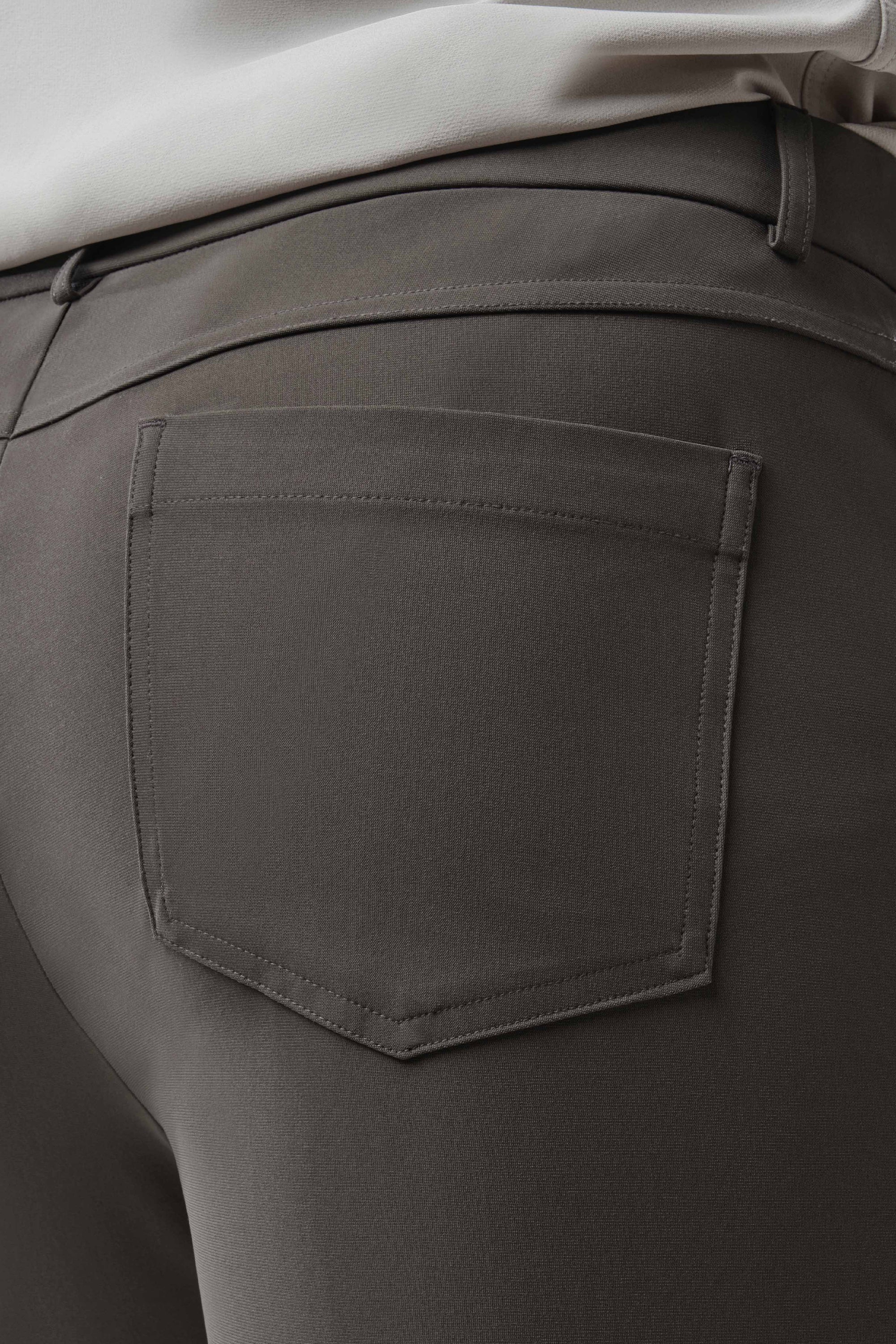 #color_utility brown