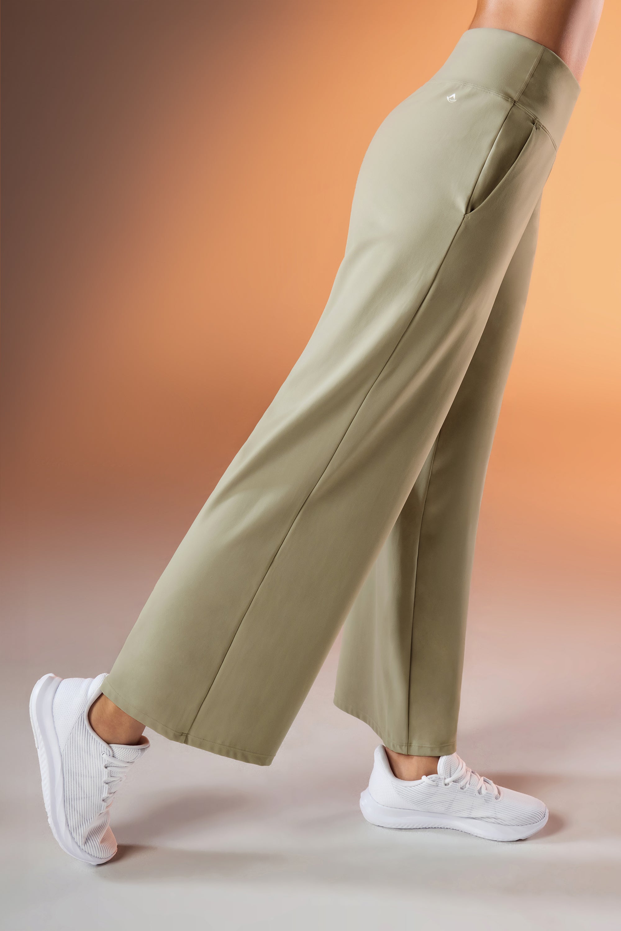 #color_warm beige