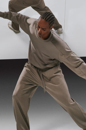 Easy Soft Relaxed-Fit Crew