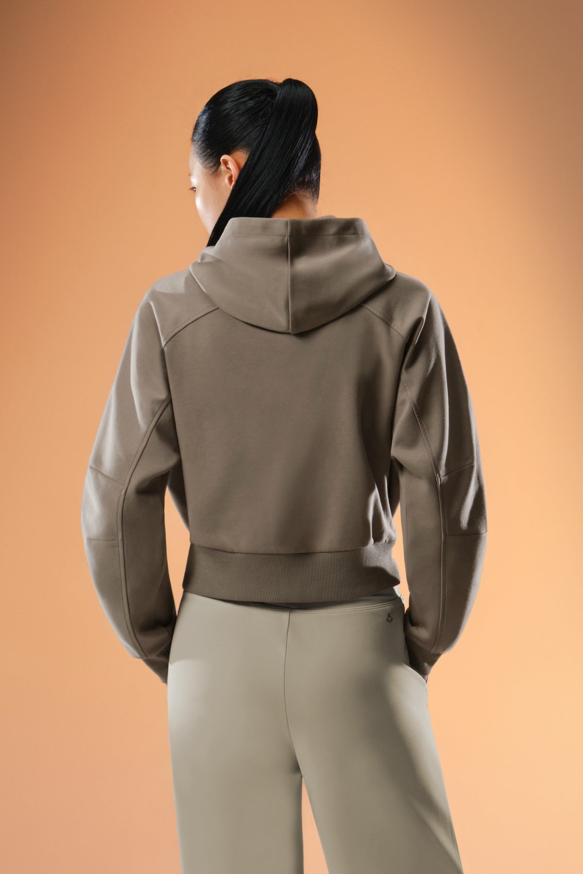 Easy Soft Oversized-Fit Cropped Hoodie - Fog Brown