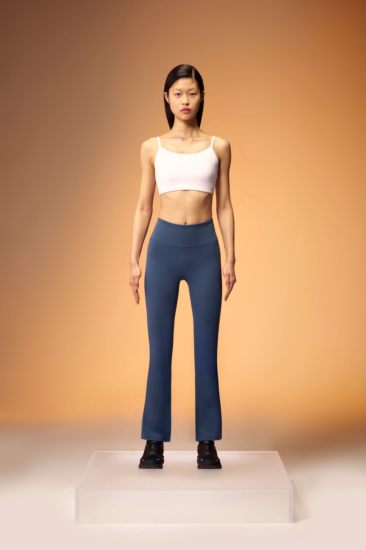 ButterFlow™ Flare Legging 29