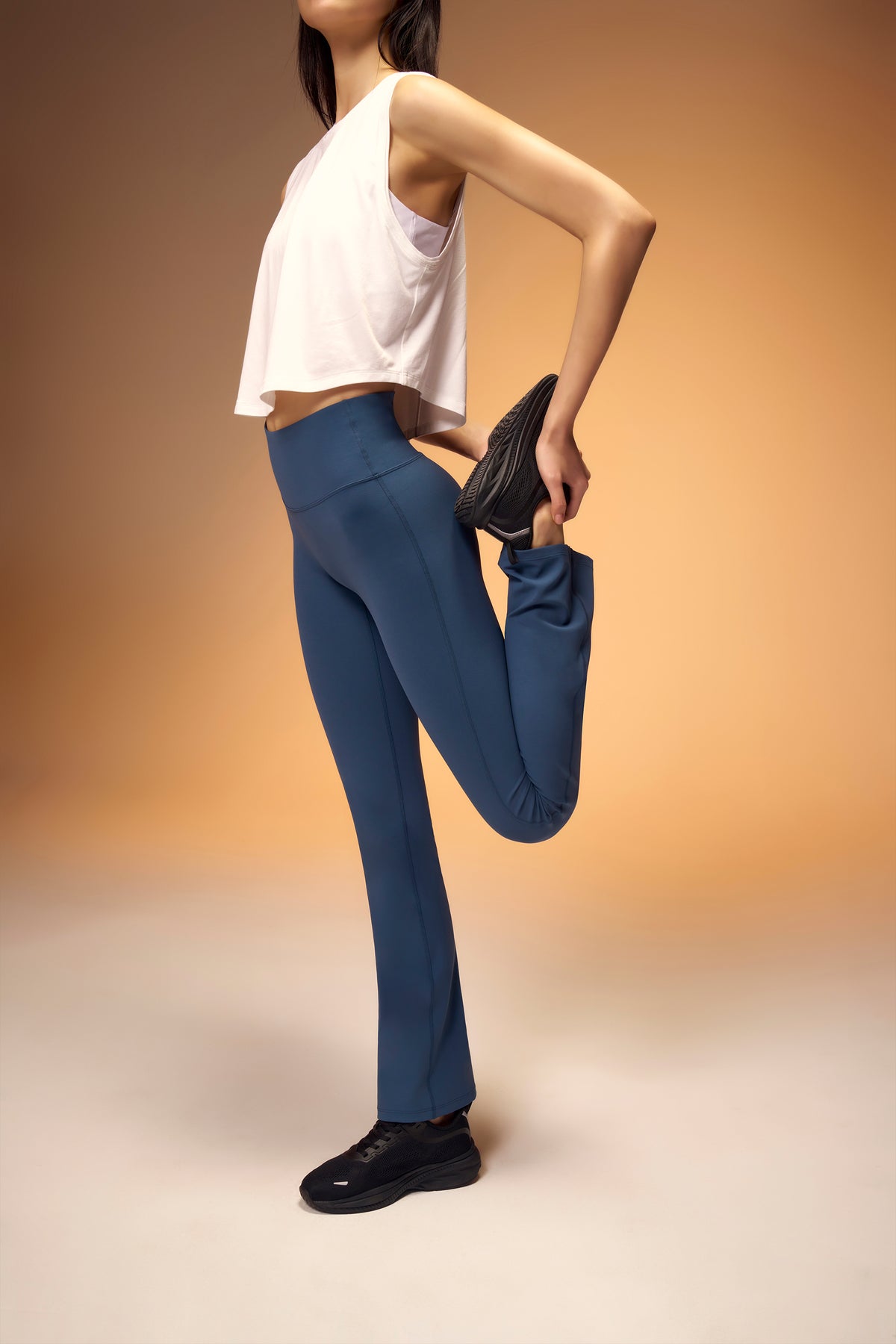 ButterFlow™ Flare Legging - Dark Denim