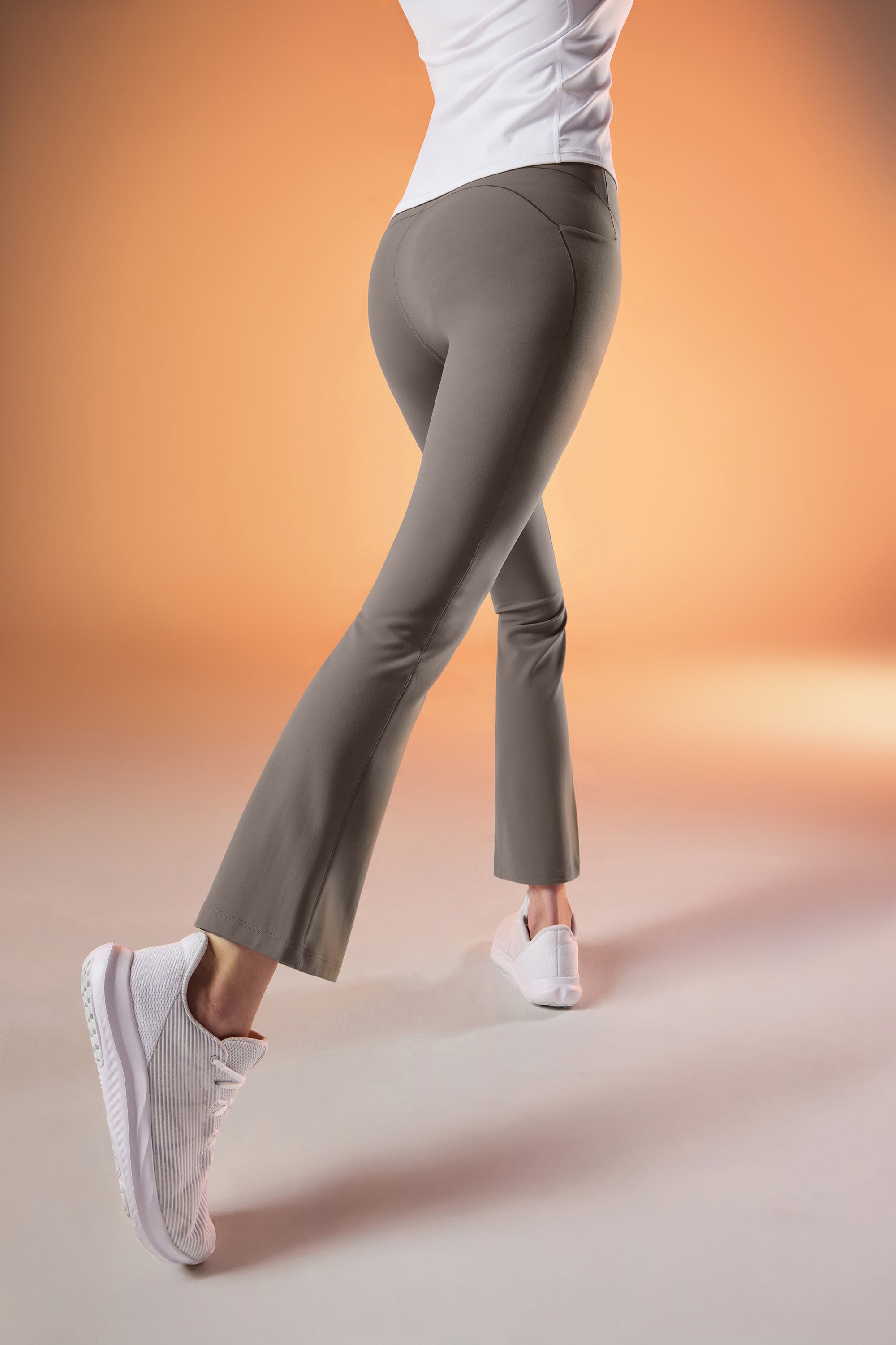 #color_grayish brown