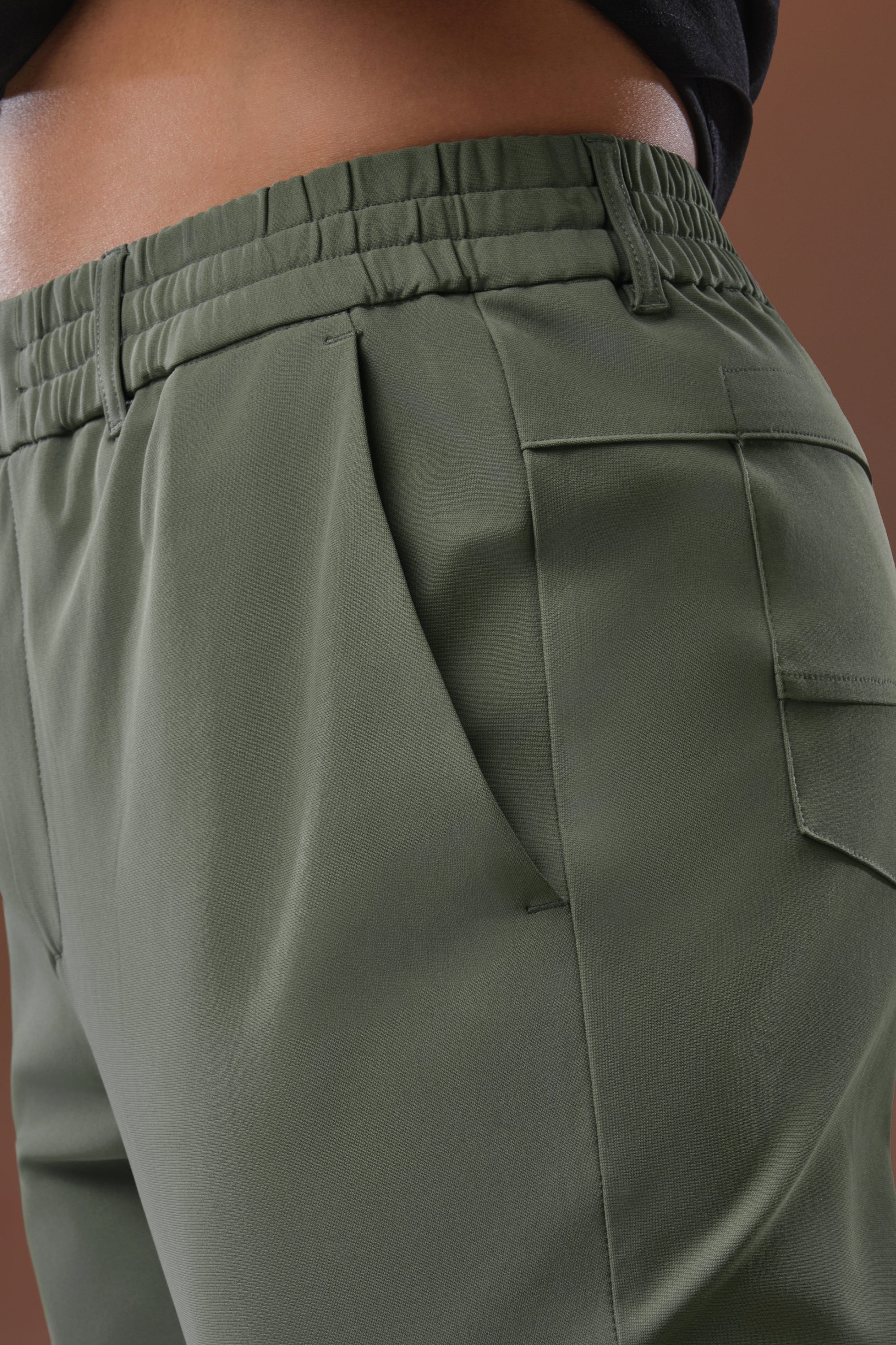 #color_muted khaki