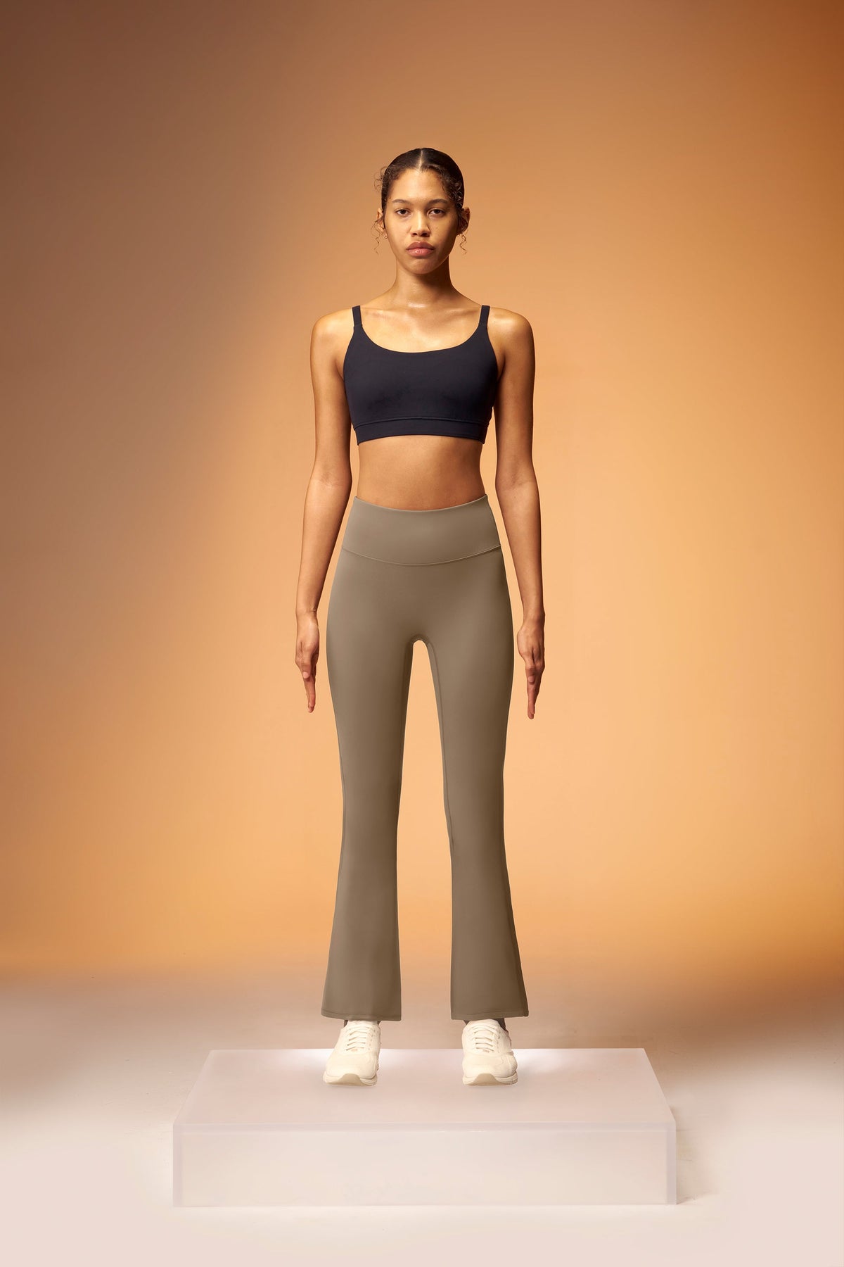 ButterFlow™ Flare Legging 29