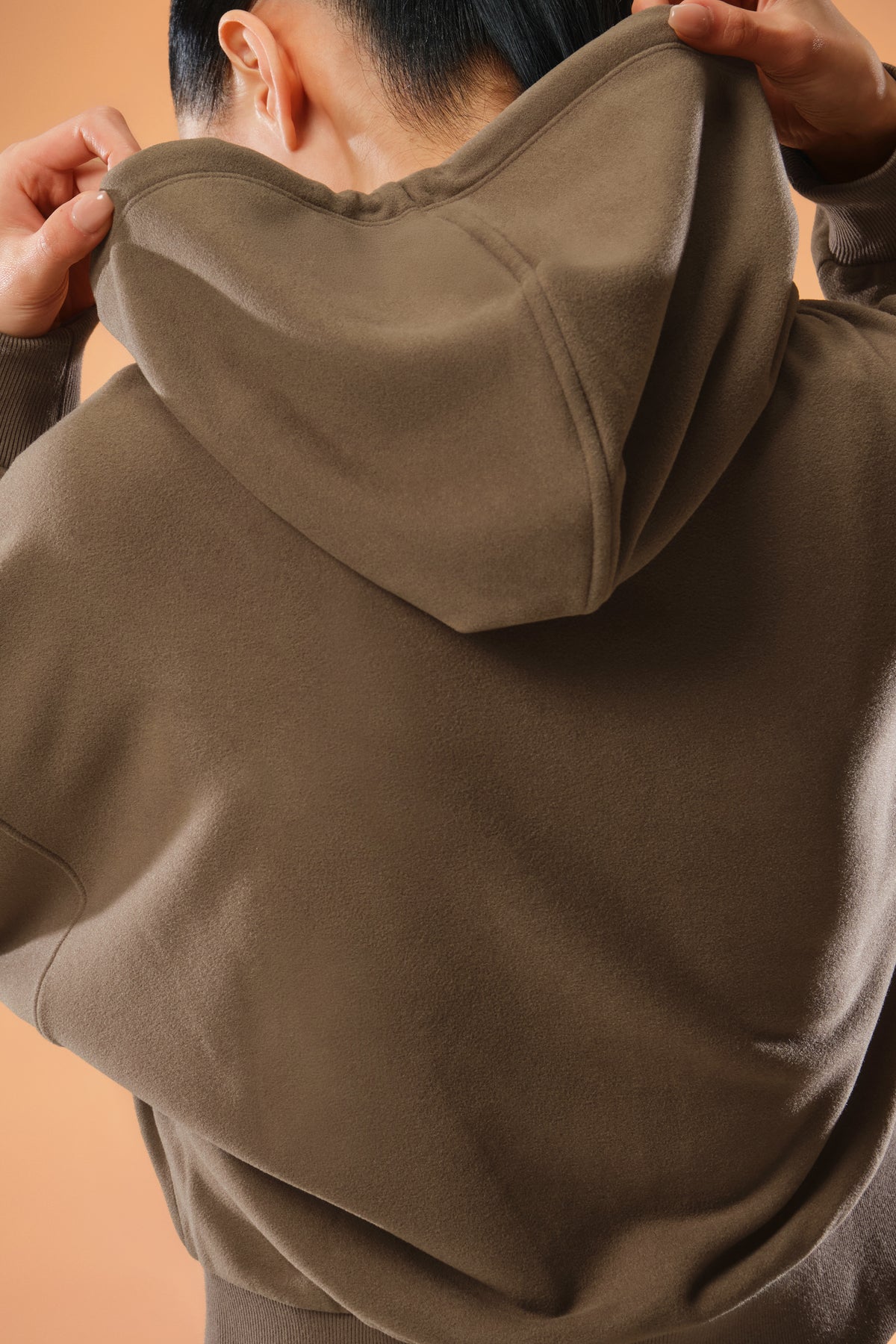 #color_sandalwood brown