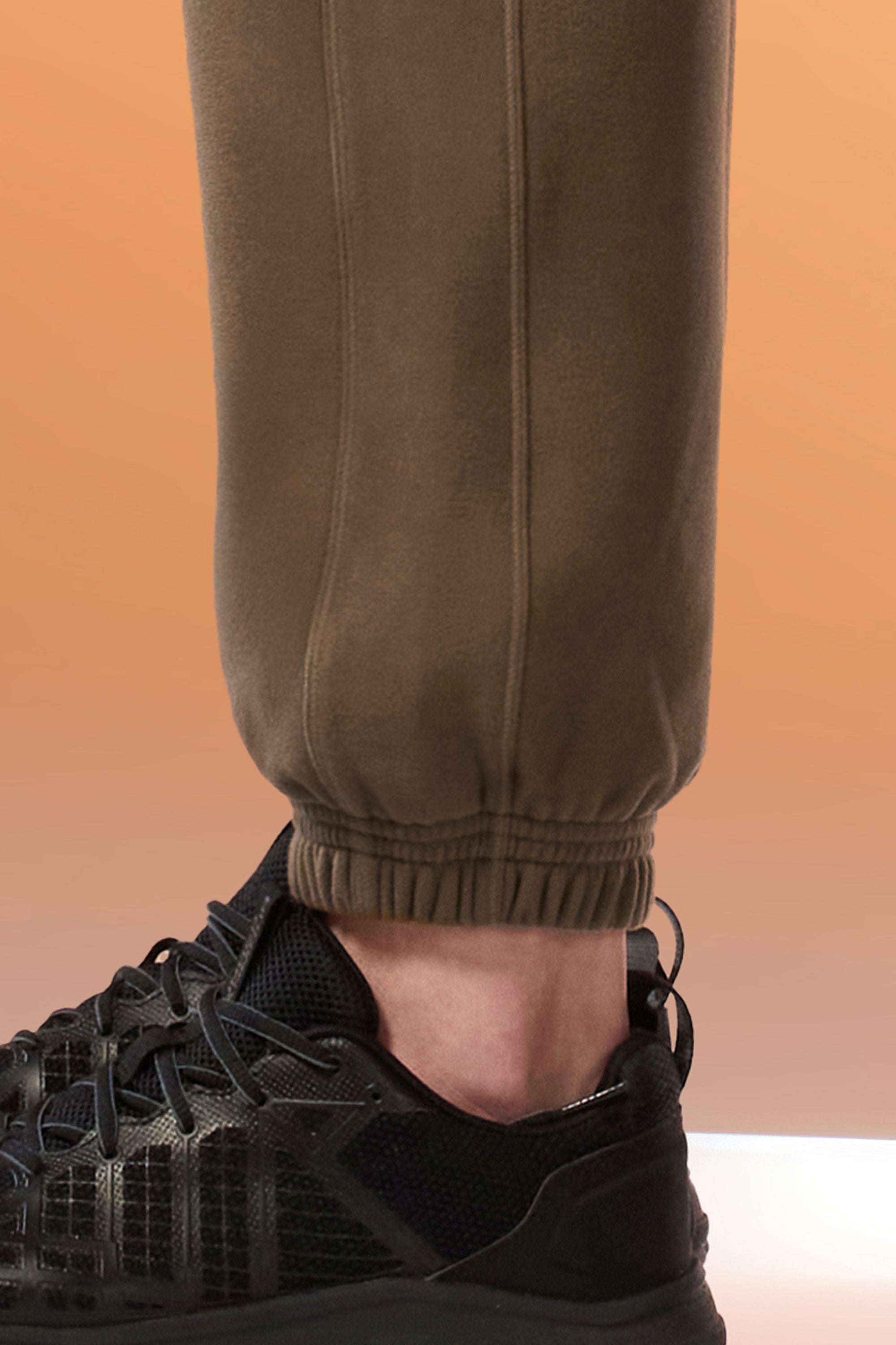 #color_sandalwood brown