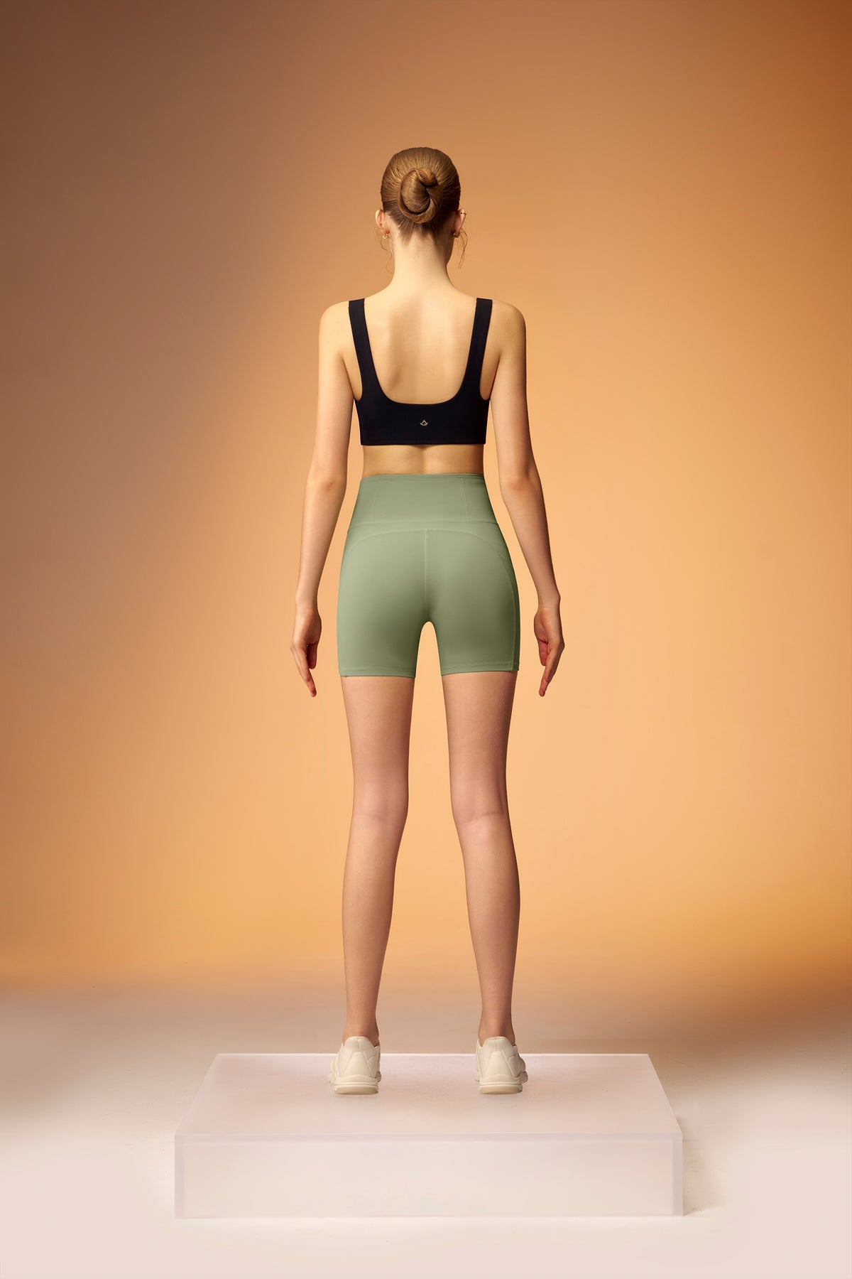 ButterFlow™ Pocket Biker Short 6" - Tea Green