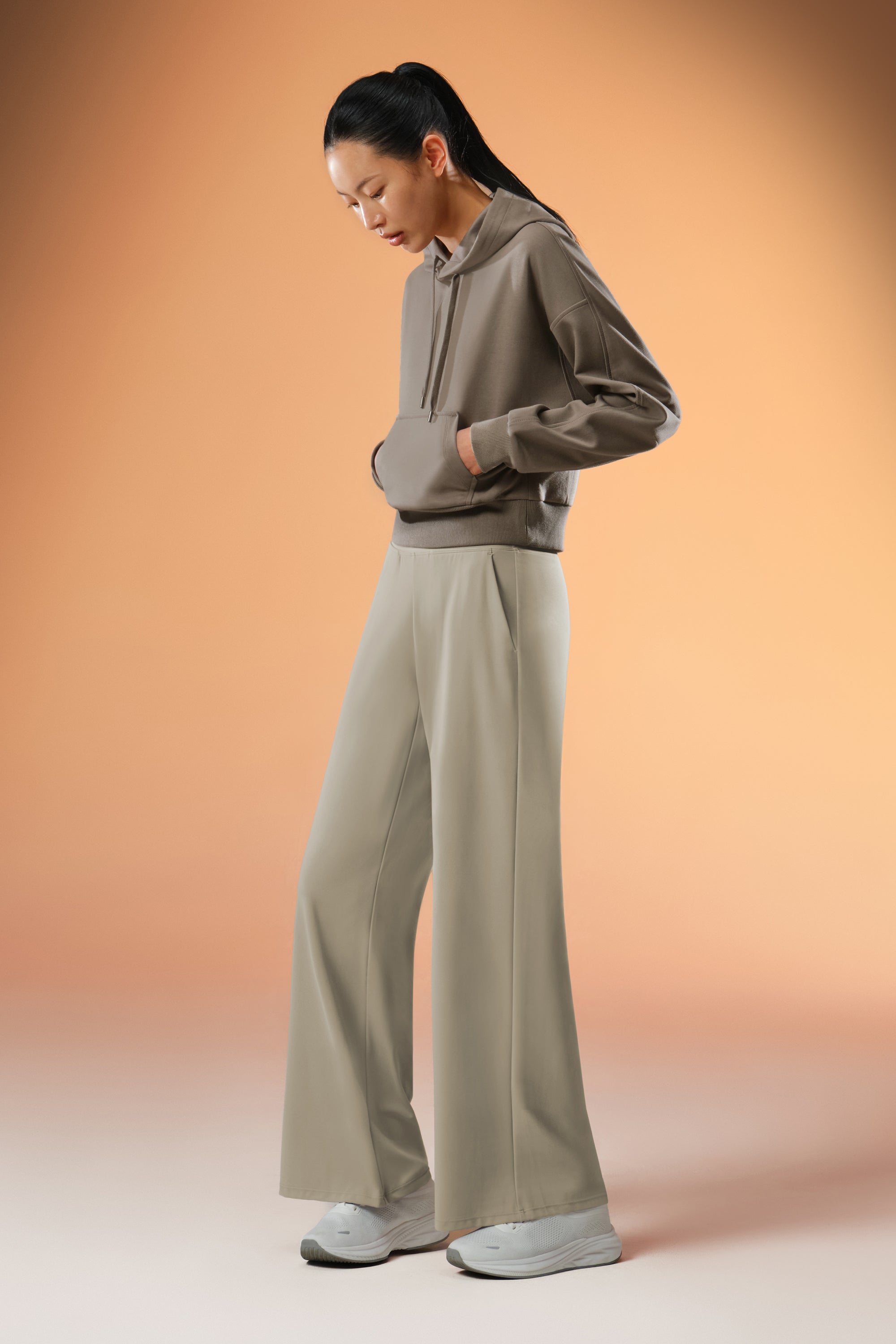 #color_warm beige